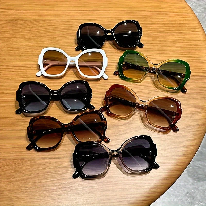 Y2K Oversized Oval Sunglasses – Green Jelly Frame